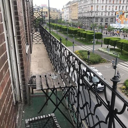 Spacious Apartman In The Center Budapest Exterior foto